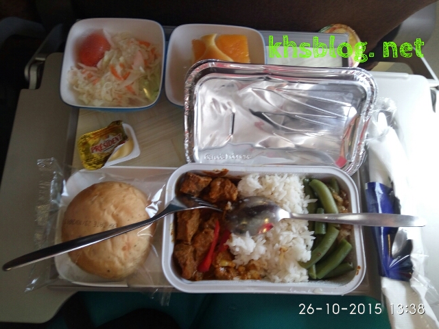 makanan di pesawat Garuda Indonesia dari Kuala Lumpur ke Jakarta tahun 2015