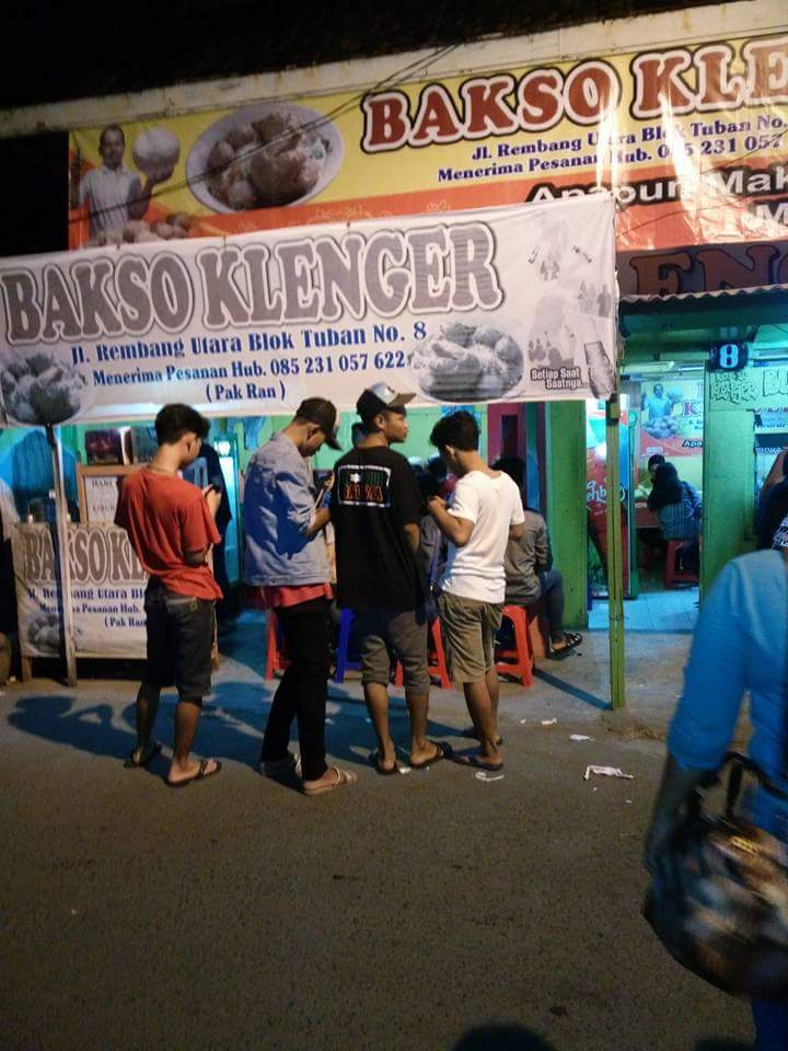 bakso Klenger dengan pentol jumbo di Surabaya tahun 2016~04